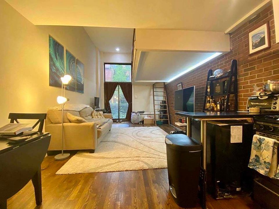 1st image of 153 E 88th St #1A