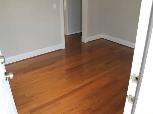 7320 Montgomery Rd, Elkridge, MD 21075