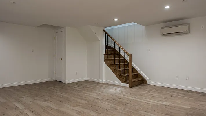 Rented by Nooklyn NYC LLC | media 3