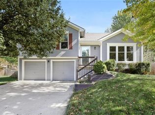 7005 N Jarboe St, Kansas City, MO 64118