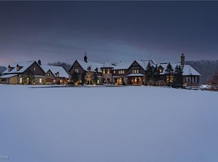 2875 Chagrin River Rd, Hunting Valley, OH 44022