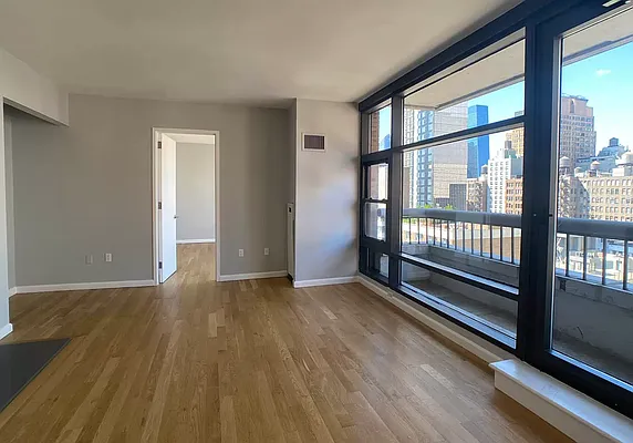 Rented by Tourma Realty LLC | media 22