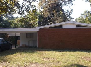 673 W Raines Rd, Memphis, TN 38109