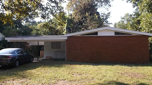 673 W Raines Rd Photo 1