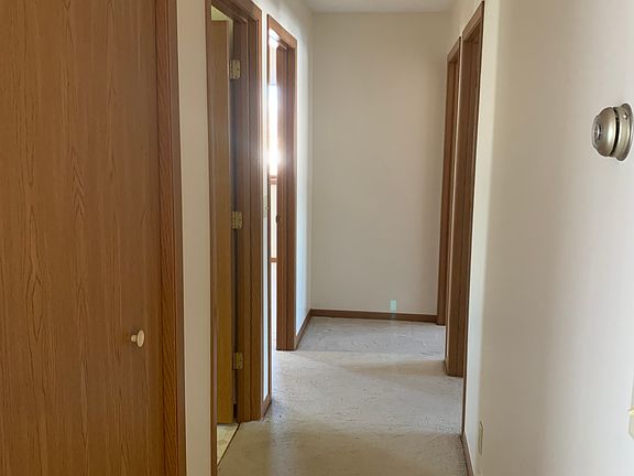 3rd image of 3612 Stein Blvd