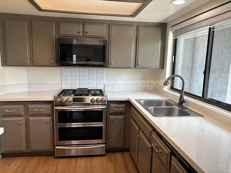 627 Orange Grove Ave #1 — Photo 6