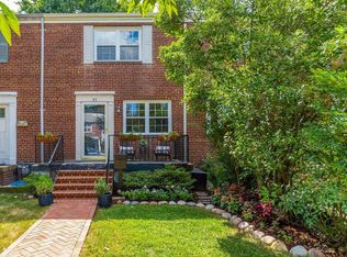 41 Mount Vernon Ave, Alexandria, VA 22301