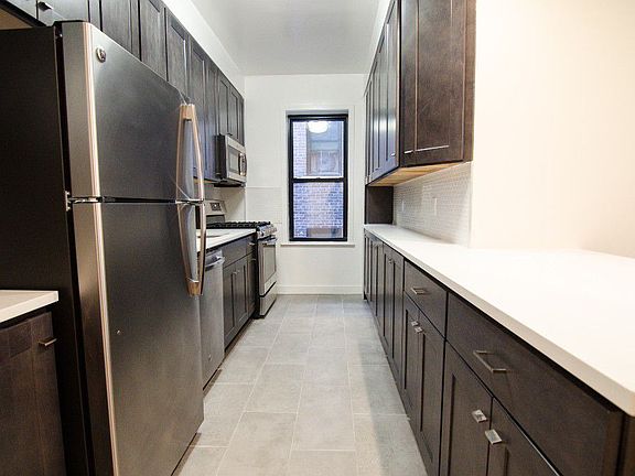2nd image of 4338 39th Pl APT 31