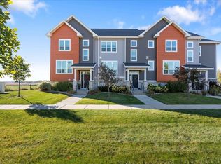 9391 Old Sauk Rd #9, Middleton, WI 53562