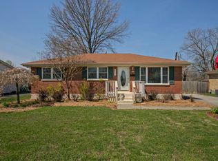 4930 Forest Park Dr, Louisville, KY