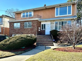 1527 10th St, Fort Lee, NJ 07024