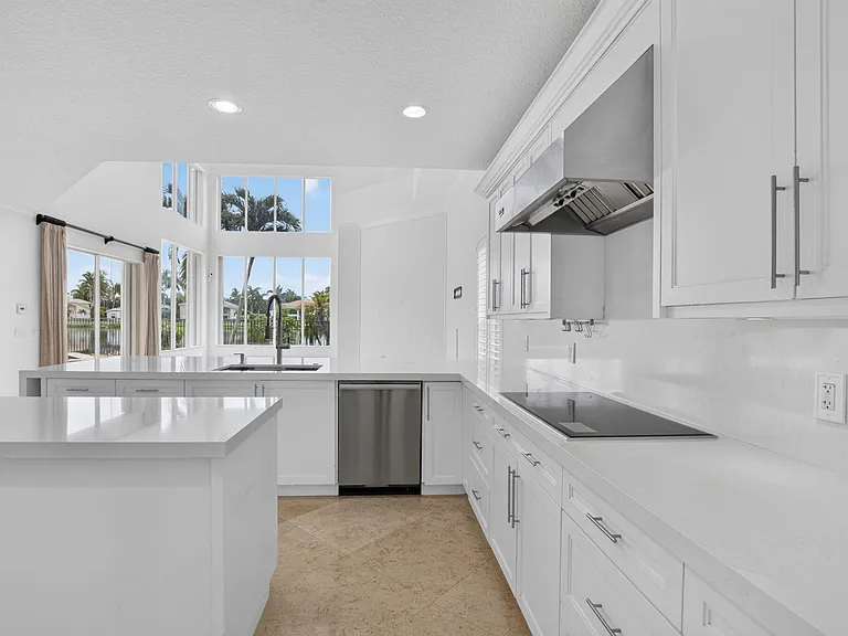 9511 Savona Winds Dr — Photo 26
