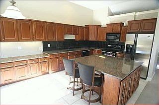 4th image of 14402 Dellwood Dr