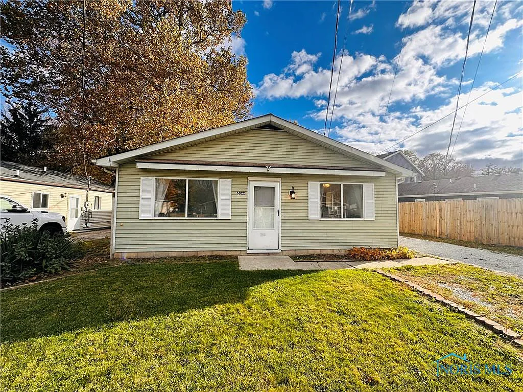 6022 James Rd photo 1