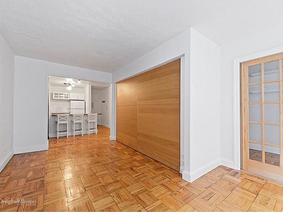 2nd image of 139 E 33rd St APT 10H