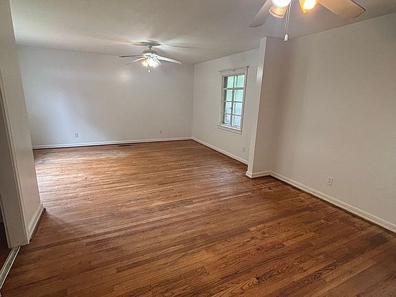 5th image of 2200 Loop Rd