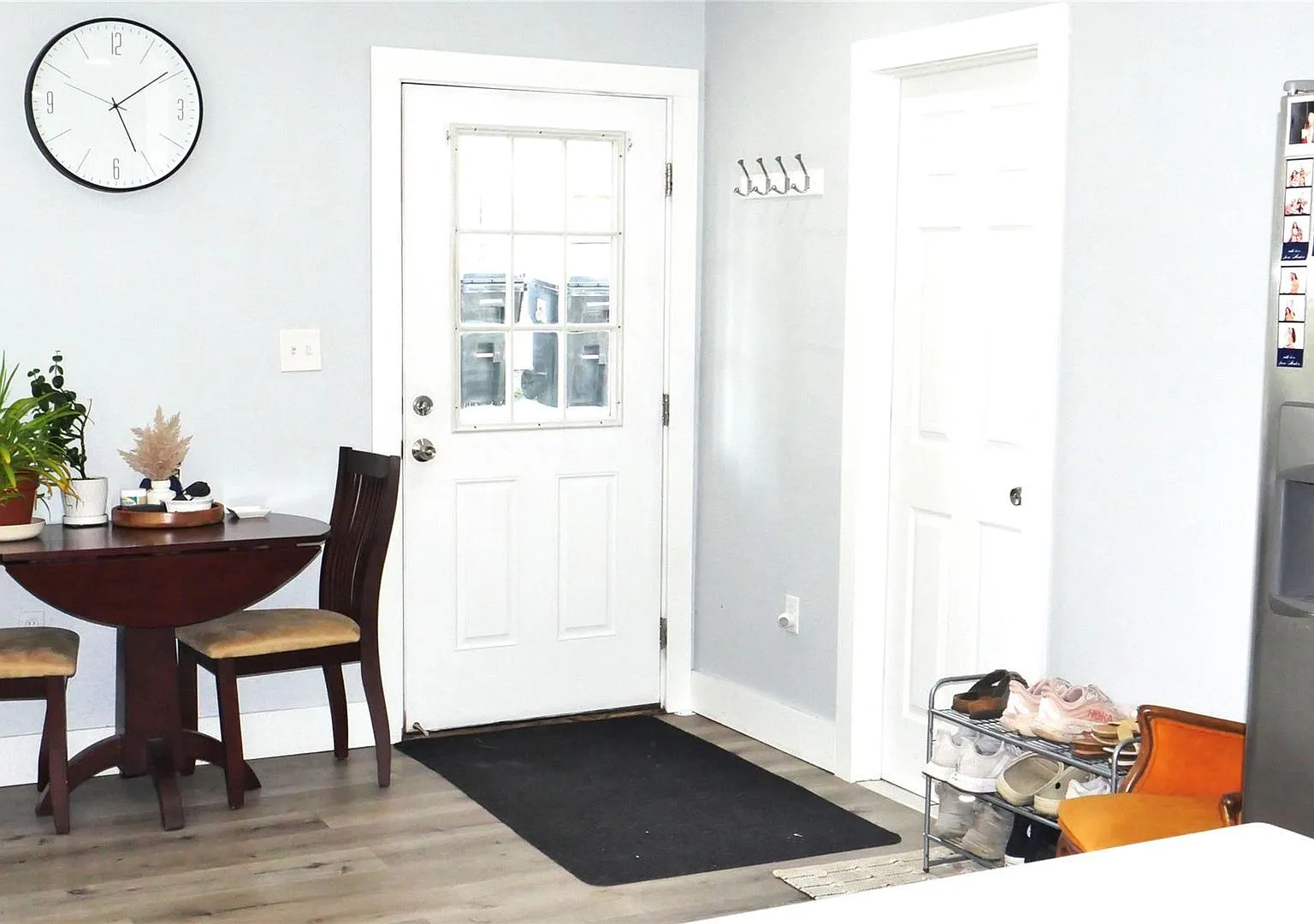 2 bed, 1.0 bath, 824 sqft, $1,850 — Photo 3