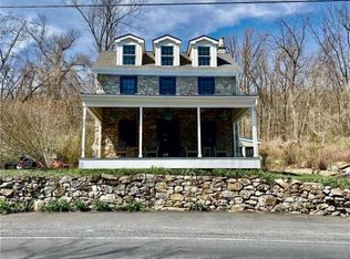 372 Raubsville Rd, Easton, PA 18042