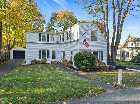 10 Studley Royal Rd, Scituate, MA 02066