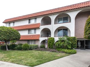 2133 Santa Clara Avenue #104, Alameda, CA 94501
