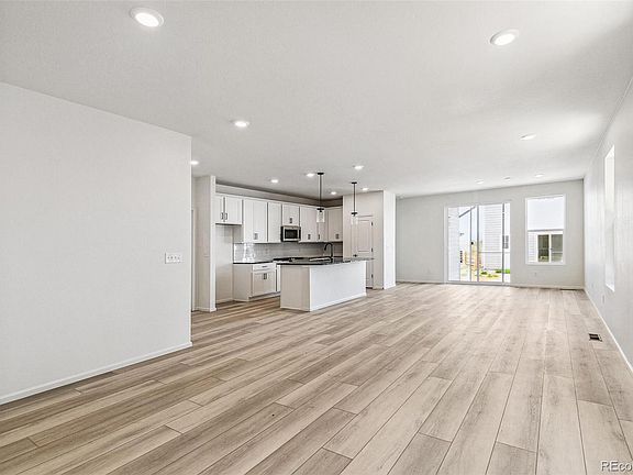 3rd image of 9363 Biscay Street