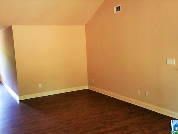 5th image of 918 Brookstone Pl
