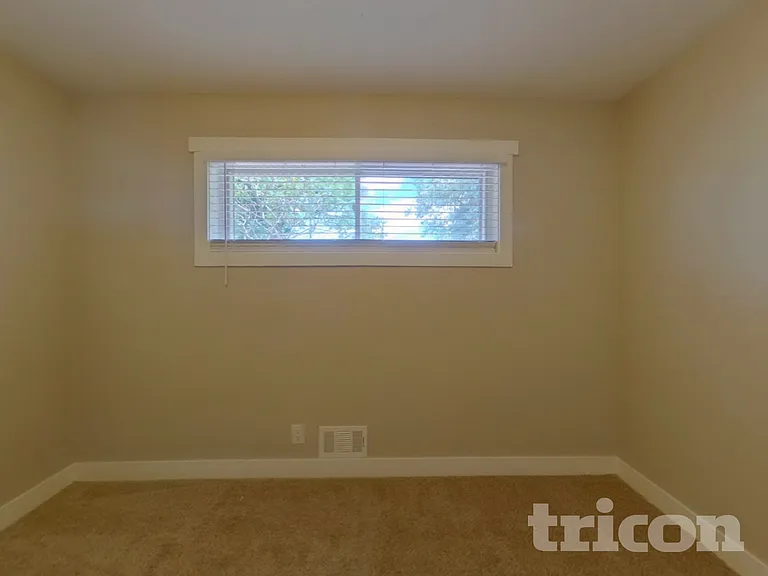 343 Brigitte Dr — Photo 12