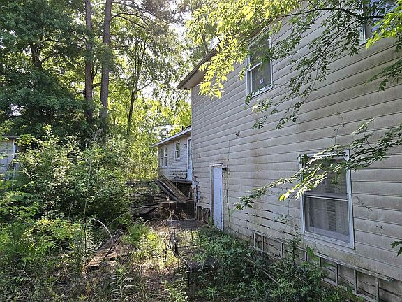 4th image of 1028 Caribbean Cir