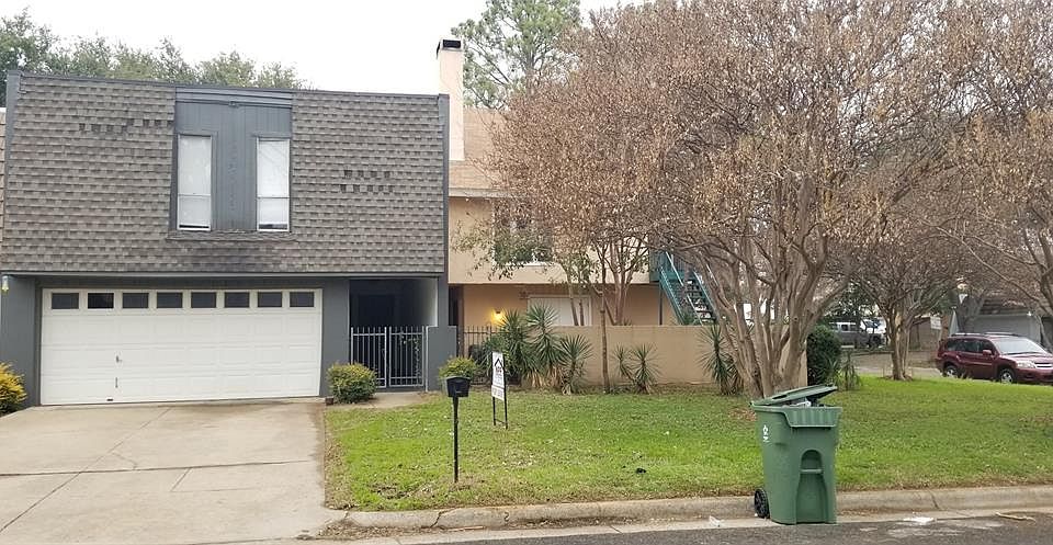 1st image of 2128 Fleur De Lis Ct