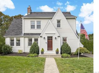 17 Muriel St, Norwalk, CT 06851