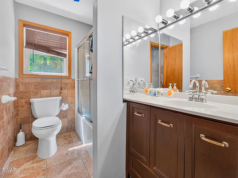 115 Blackberry Dr — Photo 18
