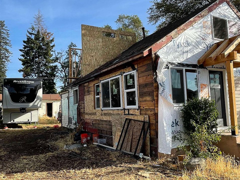 2213 E Gordon Ave, Spokane, WA 99207 Zillow