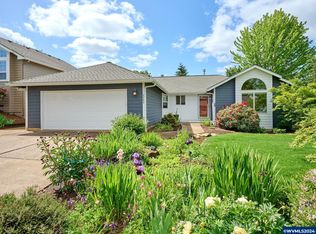 2280 Red Oak Dr S, Salem, OR