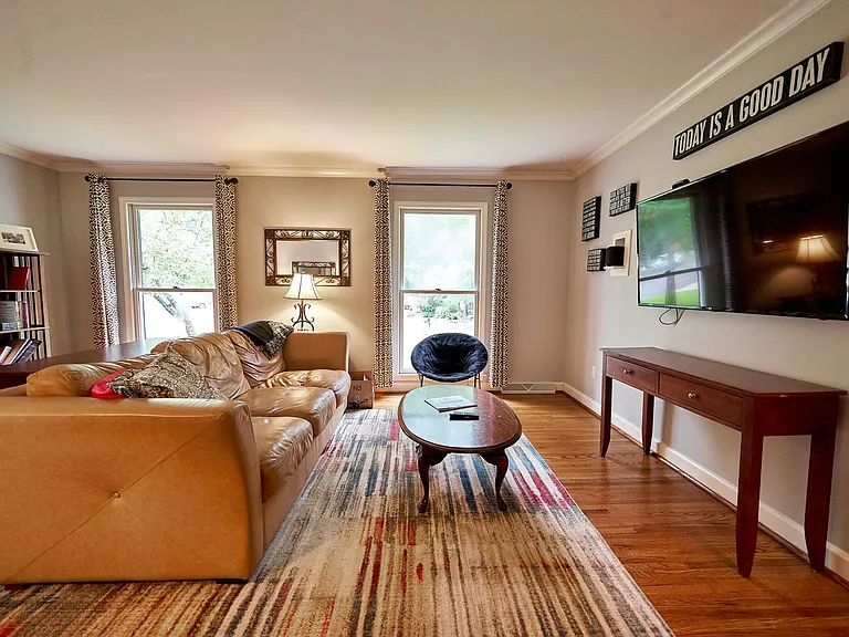 5911 Grosner Pl — Photo 18