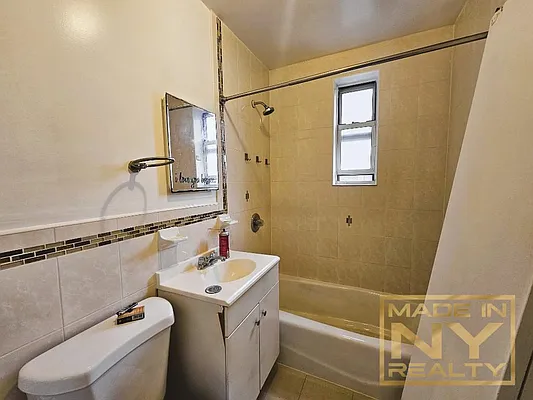 Rented by Made In NY Realty | media 20