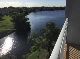 9375 Fontainebleau Blvd APT L422, Miami, FL 33172
