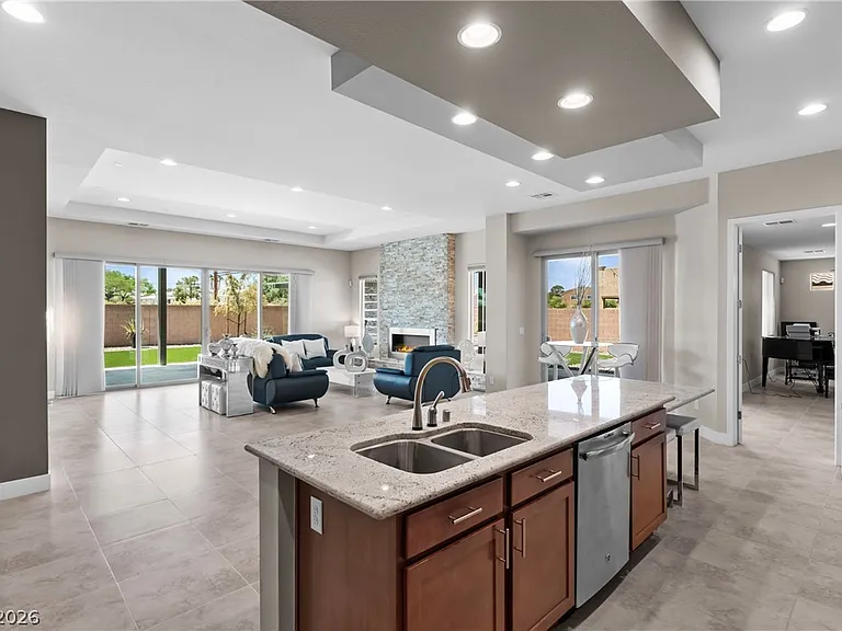 3978 Jacob Lake Cir — Photo 14