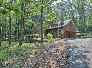 1239 Kuhn Rd, Boiling Springs, PA 17007