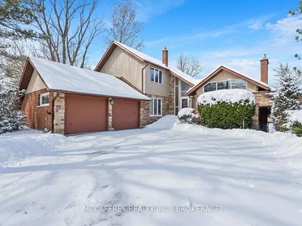 79 River Rd, Greater Napanee, ON K7R 3H3