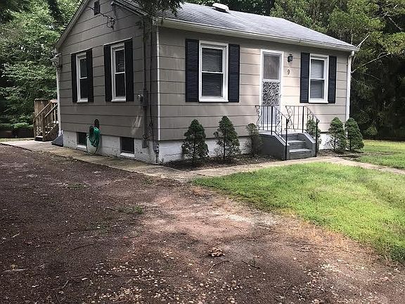 2nd image of 9 Jerrys Ln