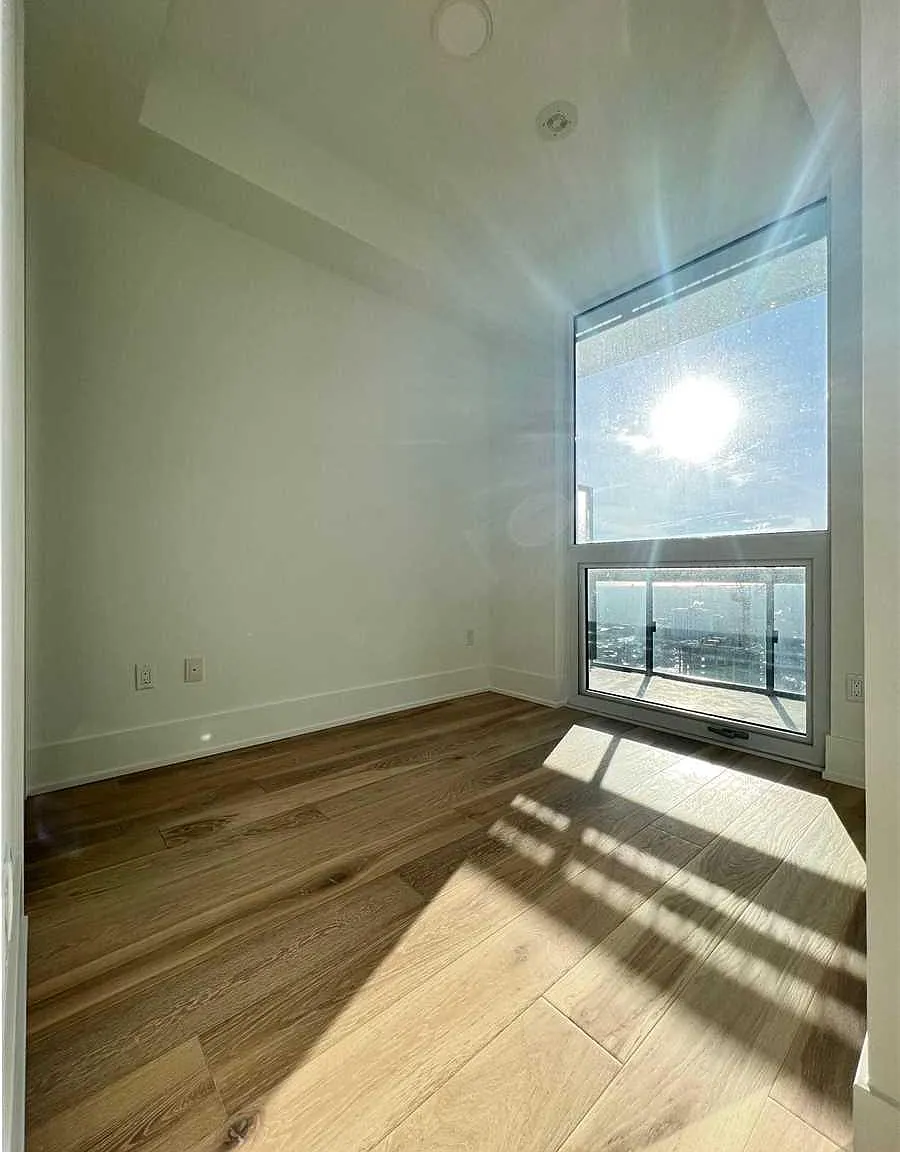 2 bed, 799 sqft, $3,200 — Photo 2