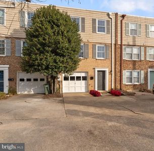 3901 6th St N APT C, Arlington, VA, 22203