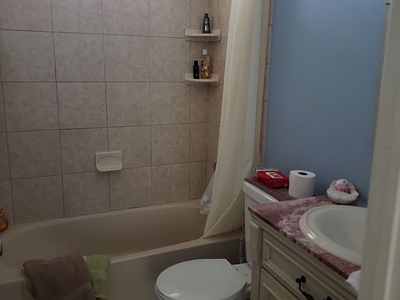 tile in bath all the way up