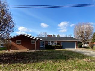 1906 Snyder St, Corbin, KY 40701