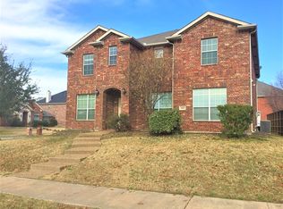 2002 Jaguar Dr, Frisco, TX 75033