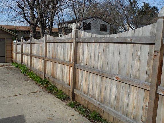 privacy fence