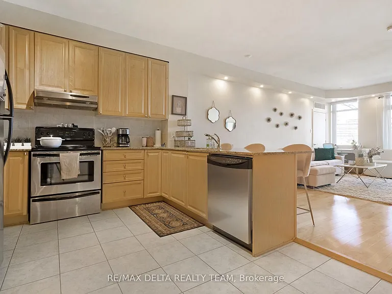 205 Bolton St #212 — Photo 6