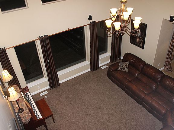 Family room (from above)