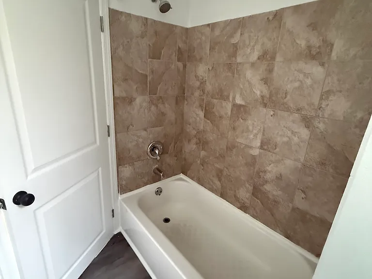 1338 S Myrtlewood St — Photo 10