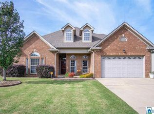 519 Waterford Cove Cir, Calera, AL 35040